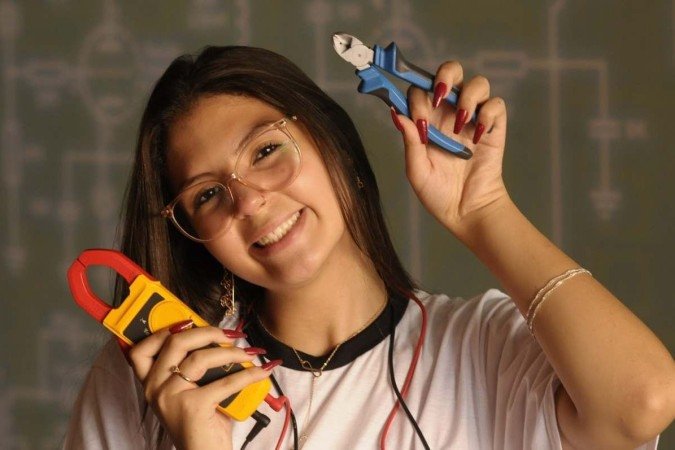  22/03/2022. Crédito: Carlos Vieira/CB/D.A Press. Brasil. Brasilia - DF. Trabalho e Formação Profissional. Empregabilidade dos jovens com formação técnica. Na foto, Thiemy Lacerda.
