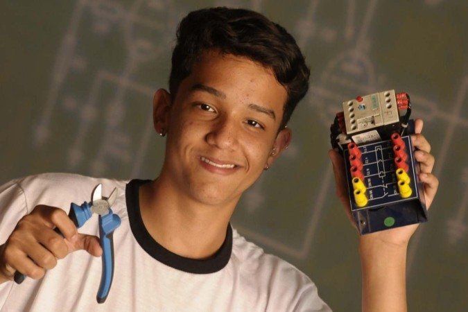  22/03/2022. Crédito: Carlos Vieira/CB/D.A Press. Brasil. Brasilia - DF. Trabalho e Formação Profissional. Empregabilidade dos jovens com formação técnica. Na foto, Pedro Henrique Alves.