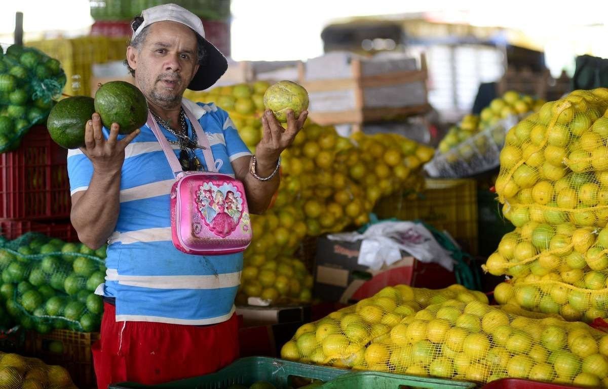 Aniversario de Ceilandia - Gilberto Reis, 44, fala sobre os desafios de trabalhar na Feira do Produtor de Ceilândia