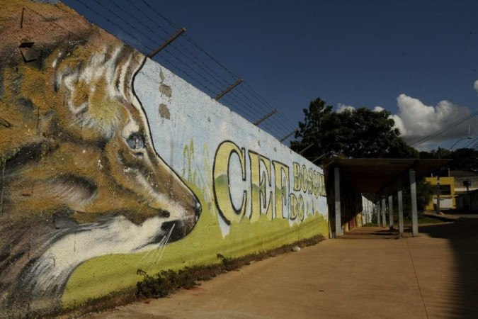 Adolescente foi esfaqueada por um estudante de 15 anos, em uma das salas de aula do Centro de Ensino Fundamental (CEF) do Bosque -  (crédito: Carlos Vieira/CB/D.A Press)