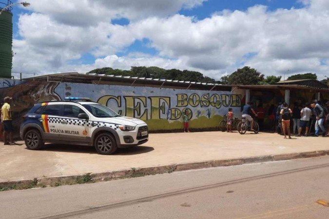 Em um dos episódios mais graves, na última quarta-feria (23/3), uma adolescente foi esfaqueada no CEF do Bosque, em São Sebastião - (crédito: Carlos Silva/CB/D.A. Press) Em um dos episódios mais graves, na última quarta-feria (23/3), uma adolescente foi esfaqueada no CEF do Bosque, em São Sebastião - (crédito: Carlos Silva/CB/D.A. Press)