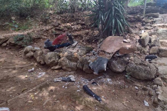 Terreiro Ilê Axé Omò Orã Xaxará de Prata/Ofa de Prata, na zona rural de Planaltina, foi alvo de crime de intolerância religiosa na manhã desta quarta-feira (23/3). Acusado, que se dizia 