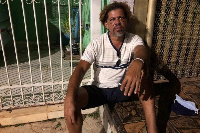 Givaldo Alves foi espancado por  personal, após ser pego fazendo sexo com a mulher do educador dentro do carro em Planaltina