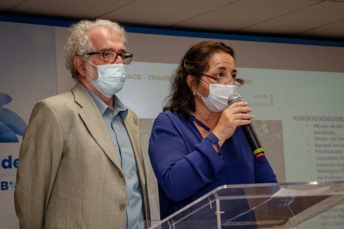 Roberto Nogueira Ferreira e Maria Angela Marini