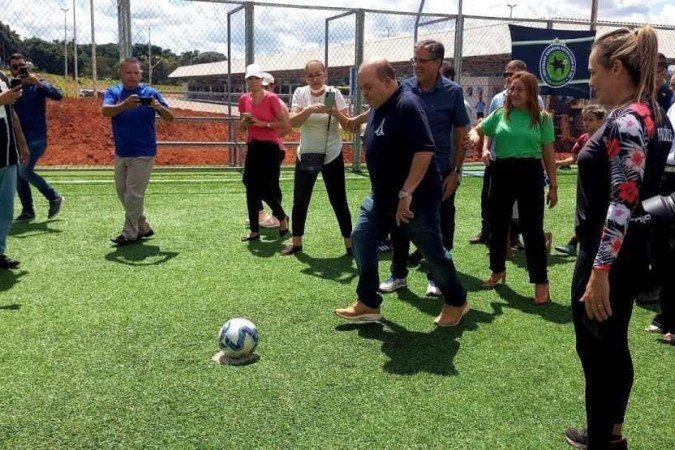 Ibaneis visita Park Way e Gama para entregas de obras