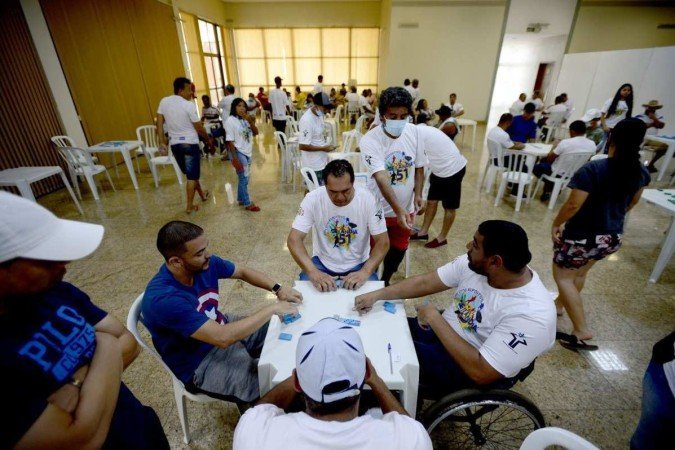  27/03/2022 Crédito: Marcelo Ferreira/CB/D.A Press. Brasil. Brasilia - DF -  Comemorações do aniversário de 51 anos de Ceilândia. Campeonato de Dominó.