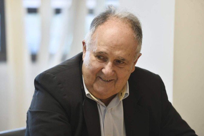  28/03/2022 Crédito: Minervino Júnior/CB/D.A Press. Brasil.  Brasilia - DF. Entrevista com o ex governador Cristovam Buarque no Correio Braziliense.