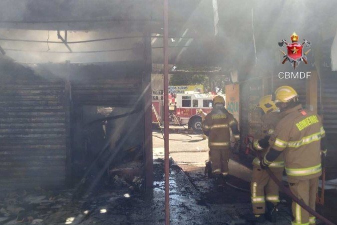 Local que era dividido em uma pastelaria e assistência técnica para aparelhos eletrônicos teve diversos prejuízos ocasionados pelo incêndio