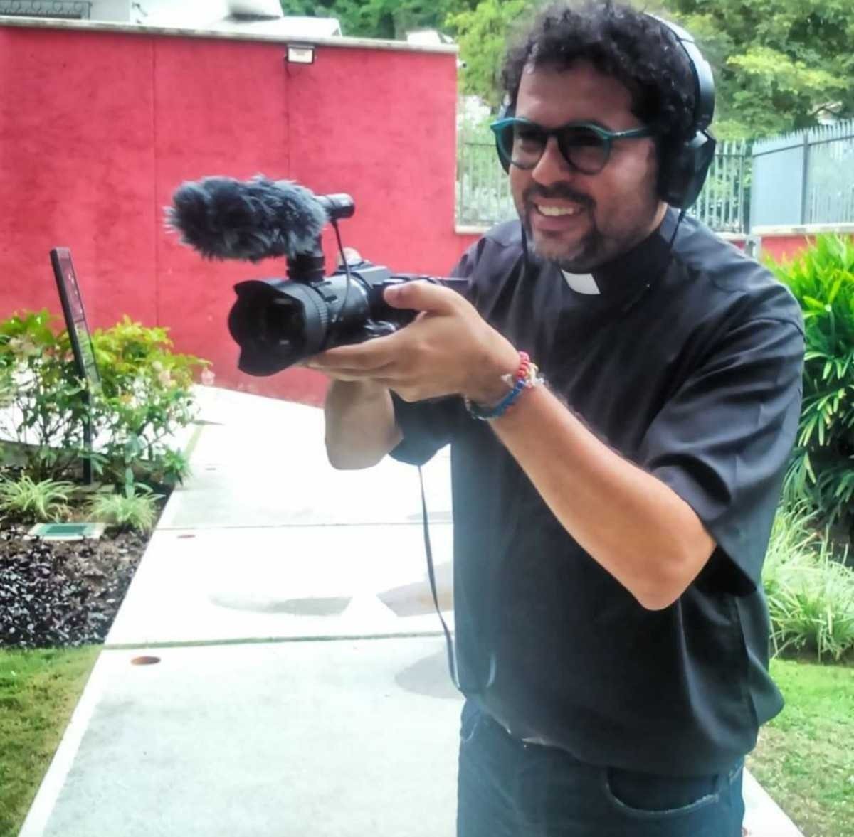 Cineasta pede vinda do Papa ao Brasil para ajudar refugiados da Venezuela