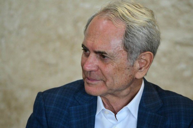 Paulo Octávio tem parecer favorável do MP contra impugnação 