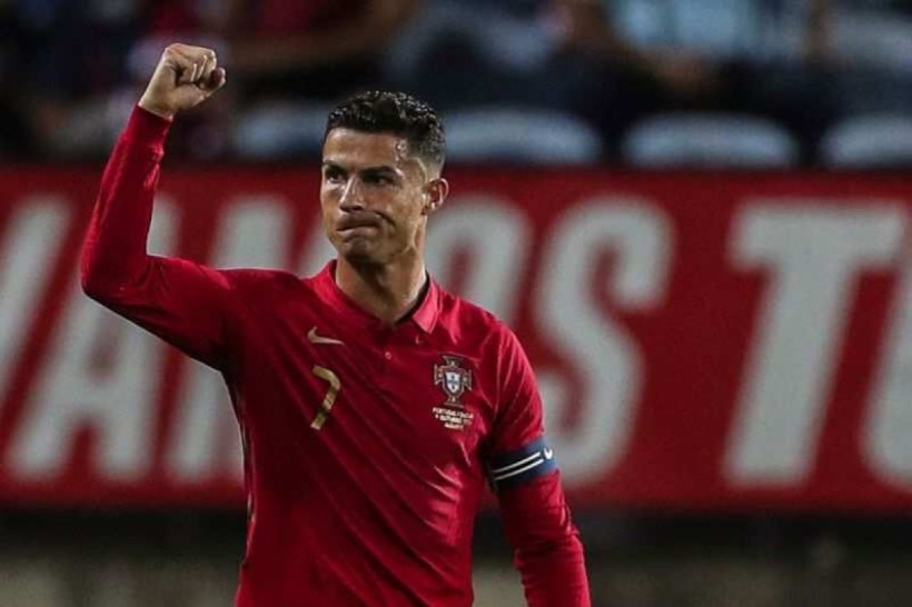 Cristiano Ronaldo comemora a vaga de Portugal: 'Estamos no nosso devido lugar'