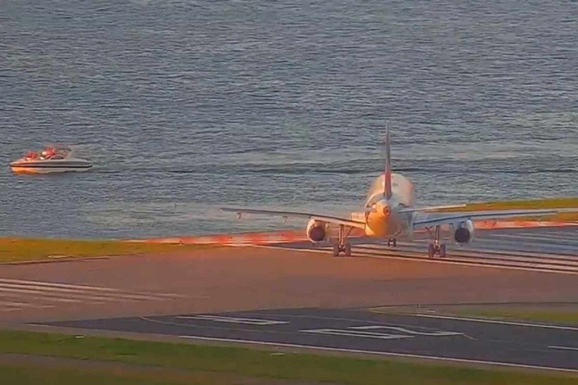 Aeroporto do Rio paralisa voos após aproximação de lancha na pista