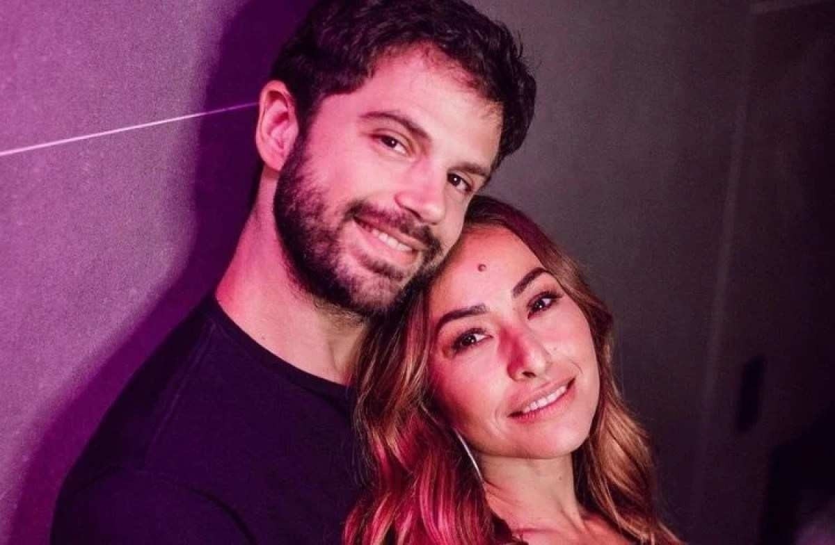 Após crise no casamento, marido de Sabrina Sato busca por novo lar