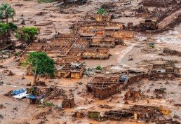 Justiça britânica volta a analisar tragédia de Mariana