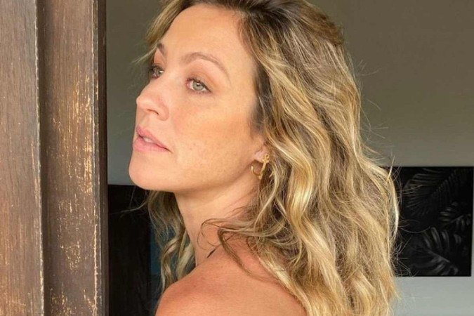 Luana Piovani e Sabrina Sato são celebridades brasileiras que falam abertamente sobre os procedimentos estéticos que realizam no rosto