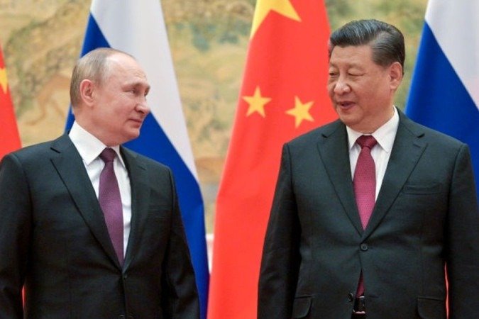 Putin e Xi Jinping se reuniram em Pequim semanas antes do início da invasão russa à Ucrânia
- (crédito: Alexei DruzhininTASS via Getty Images) Putin e Xi Jinping se reuniram em Pequim semanas antes do início da invasão russa à Ucrânia
- (crédito: Alexei DruzhininTASS via Getty Images)