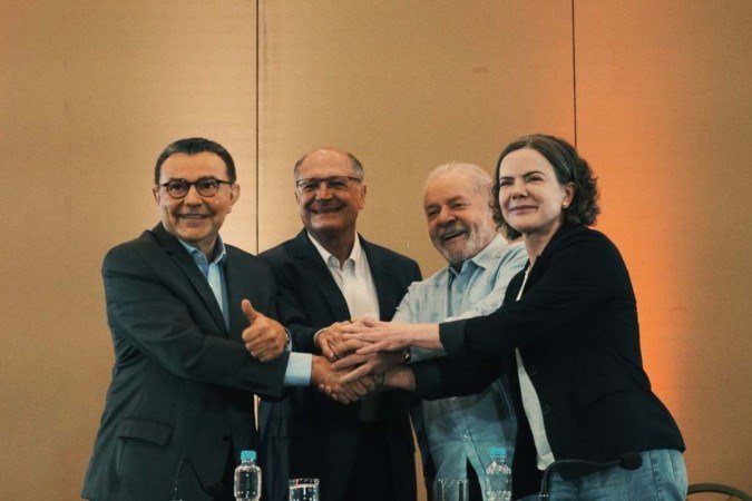   
PSB oficializa indicação de Alckmin para ser vice na chapa com Lula