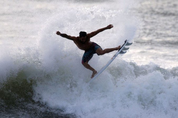 Italo Ferreira, Samuel Pupo e Filipe Toledo avançam em Bells Beach - Italo Ferreira, Samuel Pupo e Filipe Toledo avançam em Bells Beach -