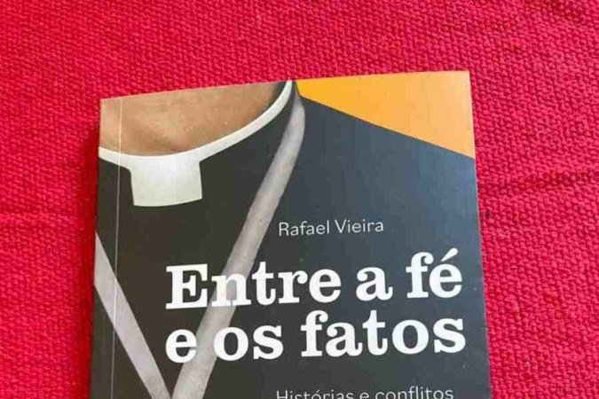 Livro Entre a Fé e os fatos de Rafael Vieira