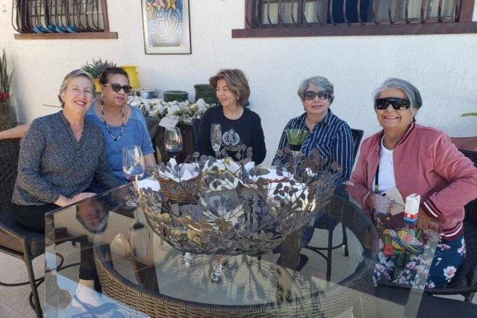 O bate-papo entre os amigos ganha o domingo e invade a tarde