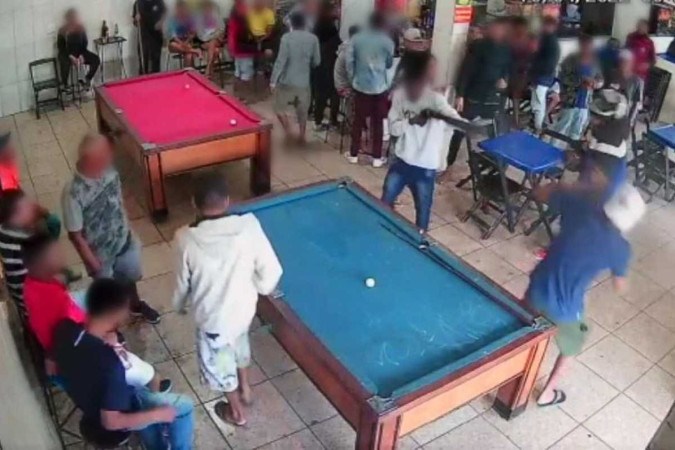 VÍDEO - Homens perdem jogo de sinuca em bar, voltam armados e provocam  enorme tragédia