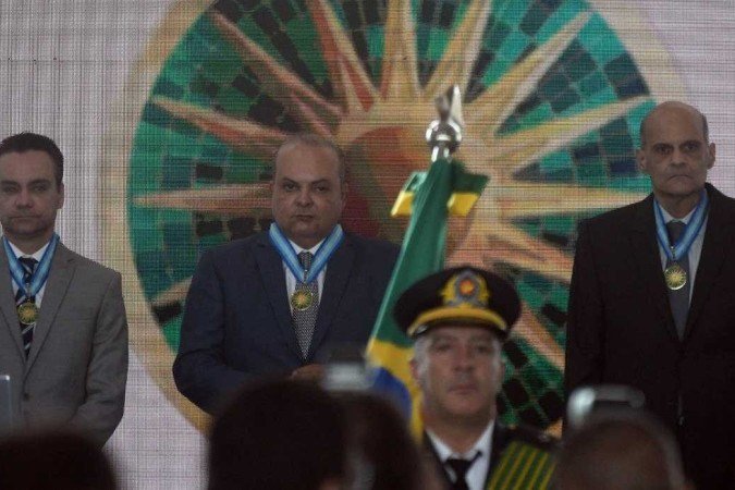 Ibaneis Rocha presente na entrega da medalha Brasília 60 anos, no Centro de Conveções Ulysses Guimarães - (crédito: Ed Alves/CB/D.A. Press) Ibaneis Rocha presente na entrega da medalha Brasília 60 anos, no Centro de Conveções Ulysses Guimarães - (crédito: Ed Alves/CB/D.A. Press)