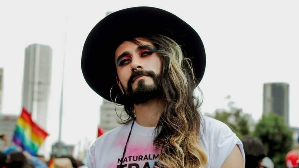 'Obrigada a rezar para tirar o demônio': relata transexual submetida à 'cura gay'