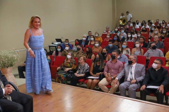 Empresária do ramo de hotelaria e turismo Mércia Crema