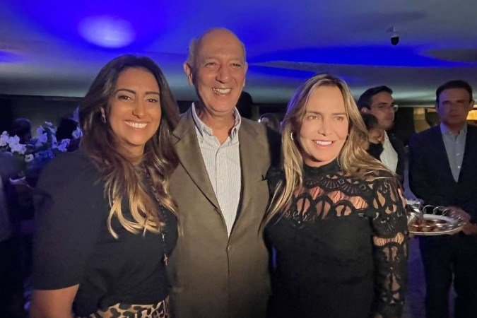 José Roberto Arruda com Flavia Arruda e Celina Leão