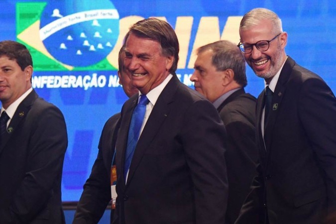 Lula e Bolsonaro empataram em dois municípios do país