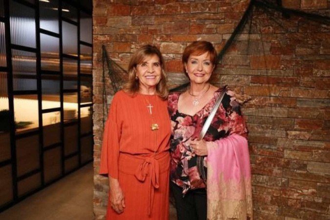 Irene Borges e Maria 
Helena Gomide