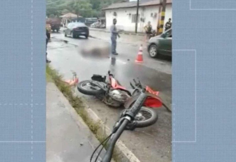 Motorista tenta desviar de buraco e mata motociclista no Pará