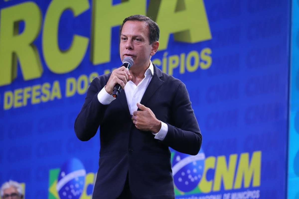 Executiva do PSDB aumenta a pressão para Doria retirar pré-candidatura