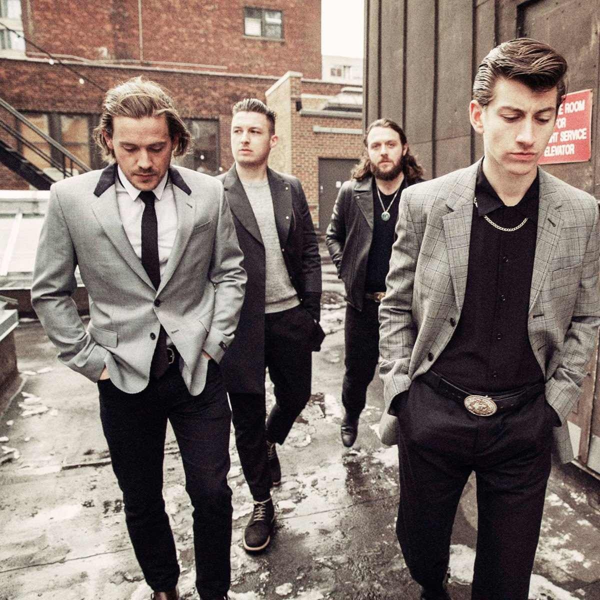 Arctic Monkeys lança primeira música inédita em quatro anos