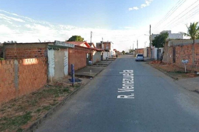 Assassinato aconteceu na rua Venezuela, no bairro Doutor João Alves, em Montes Claros -  (crédito: ReproduÃ§Ã£o Google Street View)