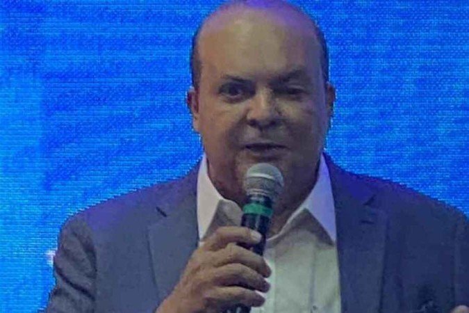 O governador Ibaneis Rocha homenageou o trabalho exposto