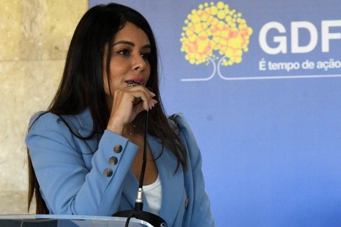 A primeira-dama do DF, Mayara Rocha, anunciou a ampliação do atendimento nos CRAS - (crédito: ED ALVES/CB/D.A.Press) A primeira-dama do DF, Mayara Rocha, anunciou a ampliação do atendimento nos CRAS - (crédito: ED ALVES/CB/D.A.Press)