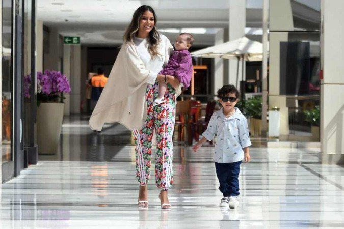  29/04/2022. Cidades. Revista. Editorial de Moda - Dias das Maes. 