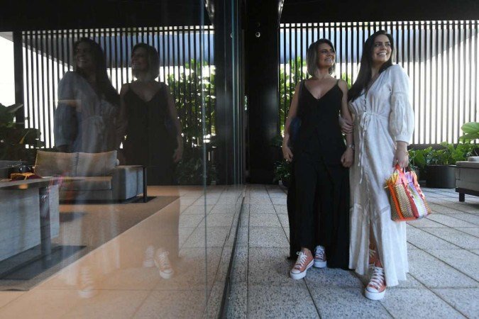  29/04/2022. Cidades. Cidades. Revista. Editorial de Moda - Dias das Maes. Grupo Mulheres do Brasil - Nucleo DF Incentiva adolecentes a votarem nas eleições 2022. Colegio Setor Leste. Na foto Alisson Fernandes. 