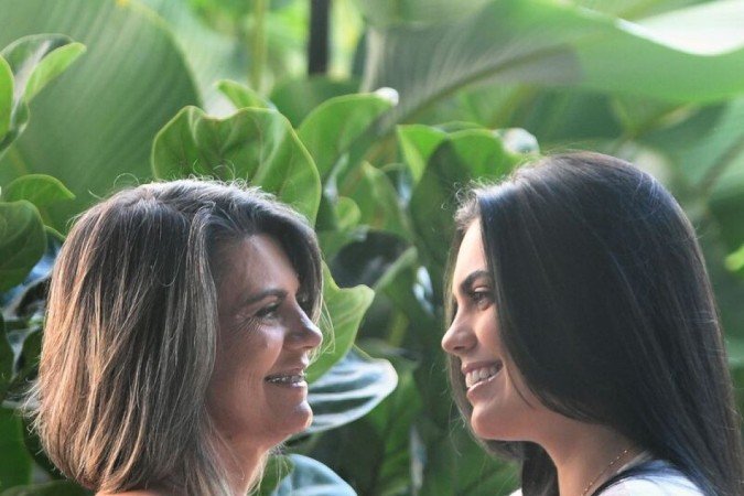  29/04/2022. Revista. Editorial de Moda. Dias das Mães. 