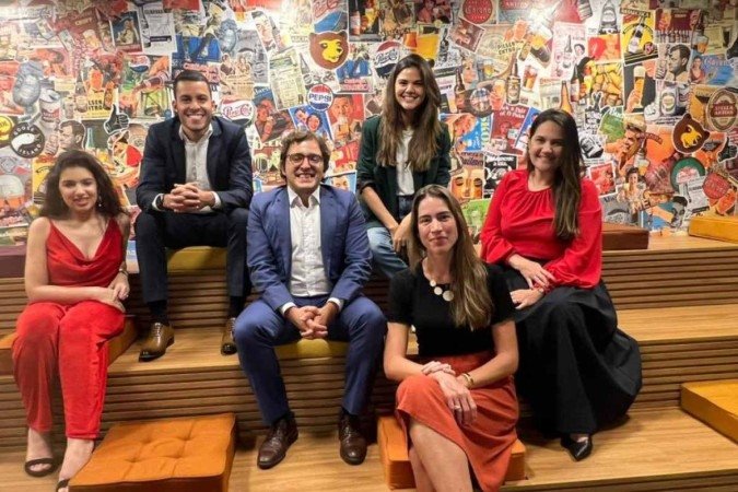  2022 Crédito: Samanta Sallum/CB. Capital S/A.  Rodrigo Moccia e Carla Crippa com a diretoria de relações institucionais da AMBEV,