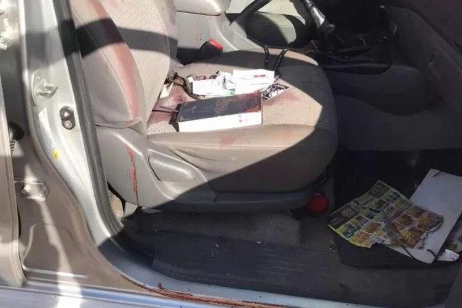Vítima foi baleada com, ao menos, 10 tiros