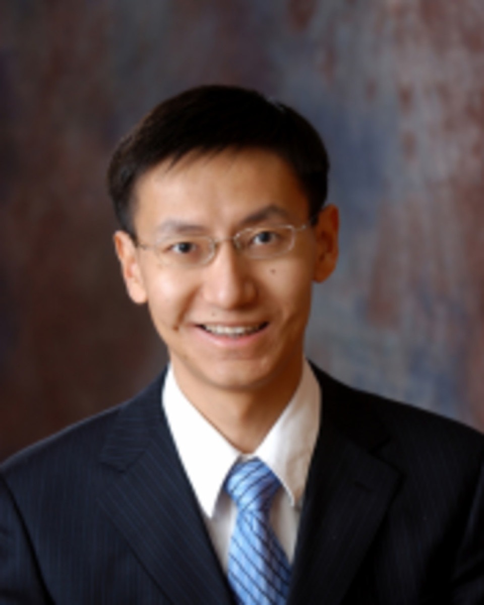 Bioengenheiro da Universidade da Califórnia Sheng Zhong