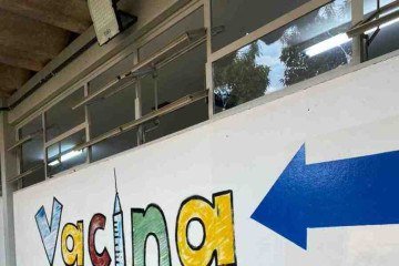 Vacinação na UBS 1 do Cruzeiro é mais tranquila à tarde -  (crédito: Pablo Giovanni/CB/DA Press)
