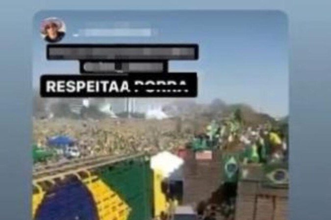 | Captura de tela de publicação no Instagram  