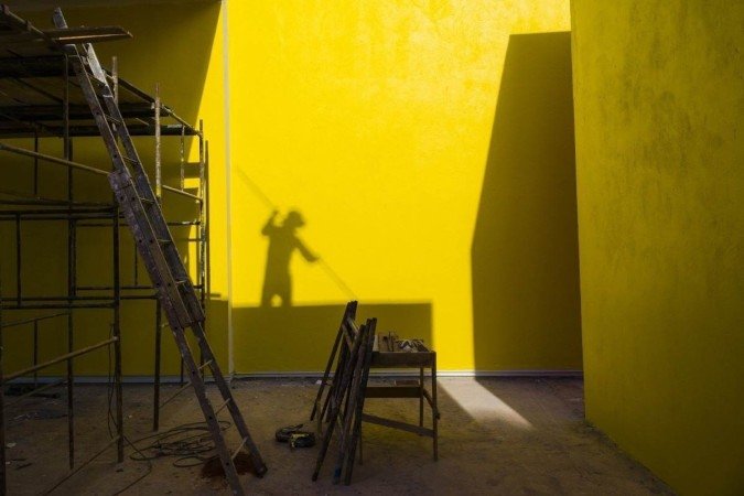 Montagem de  A invenção da cor: Magic Square #3., de Hélio OIticica, no CCBB