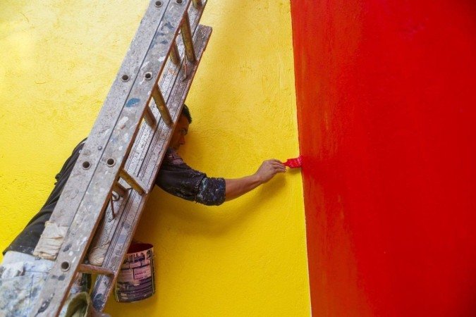 Montagem de  A invenção da cor: Magic Square #3., de Hélio OIticica, no CCBB