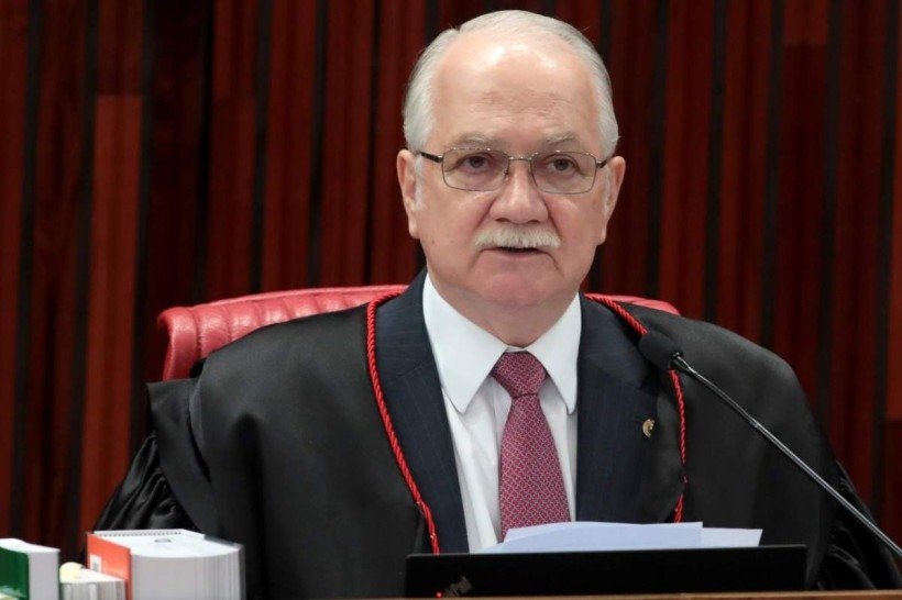 Ao Senado, Fachin mostra preocupação com 