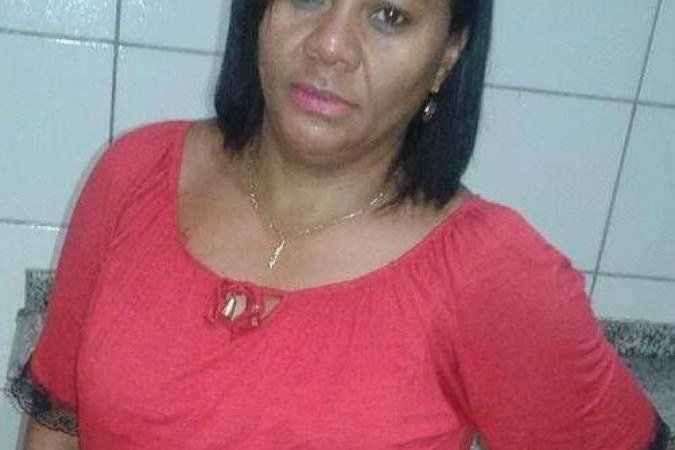 Benedita Maria de Jesus: mãe de seis filhos, avó de nove netos. Mulher que tem no trabalho árduo a sua forma de proteger a família 