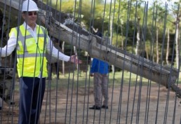 O polêmico muro que divide dois países em ilha no Caribe